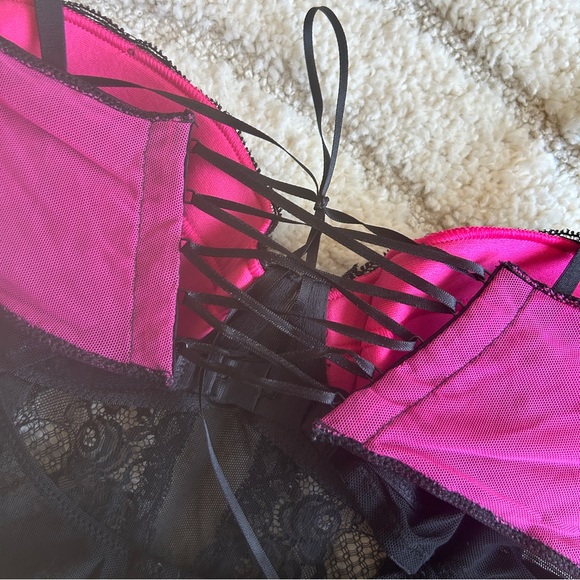 Victoria’s Secret Black and Pink corset lingerie top size 34B - Picture 9 of 10